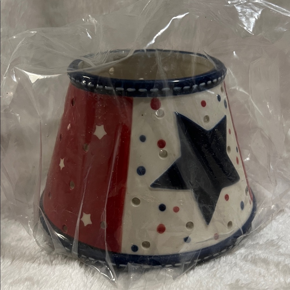 NEW 🇺🇸 HAND CRAFTED PATRIOTIC RED WHITE BLUE STAR DESIGN JAR CANDLE SHADE COVER - Picture 7 of 9